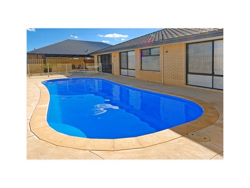 146 Ashley Road, Tapping WA 6065