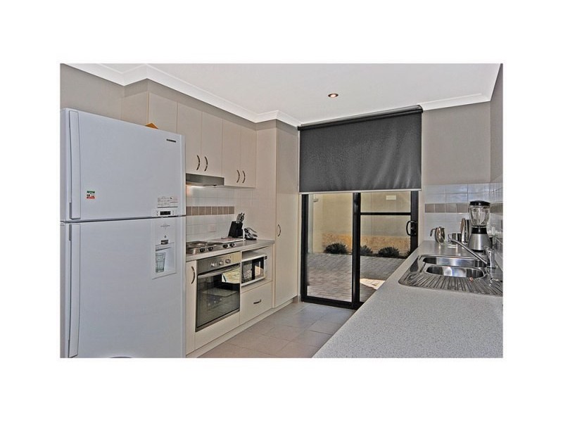 61/1 Sunlander Drive, Currambine WA 6028