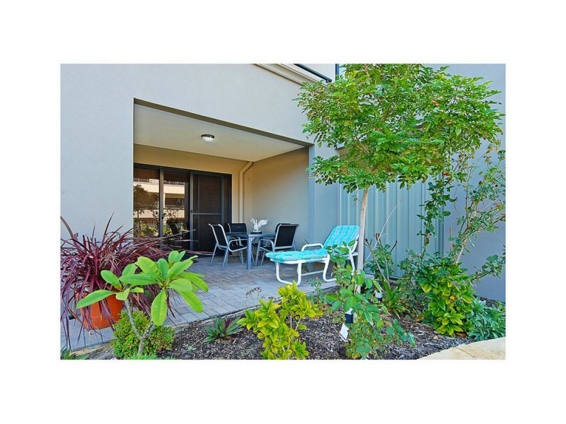 61/1 Sunlander Drive, Currambine WA 6028