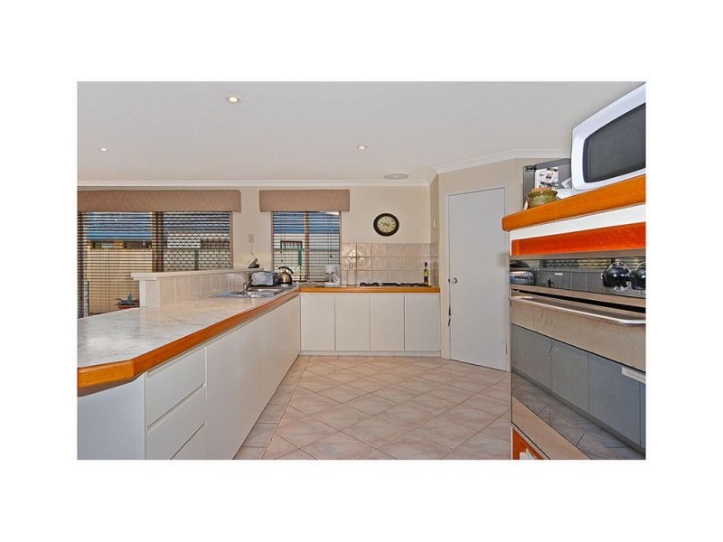 23 Aleri Cct, Quinns Rocks WA 6030