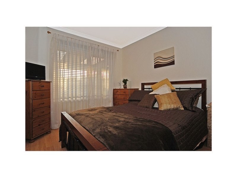 23 Aleri Cct, Quinns Rocks WA 6030