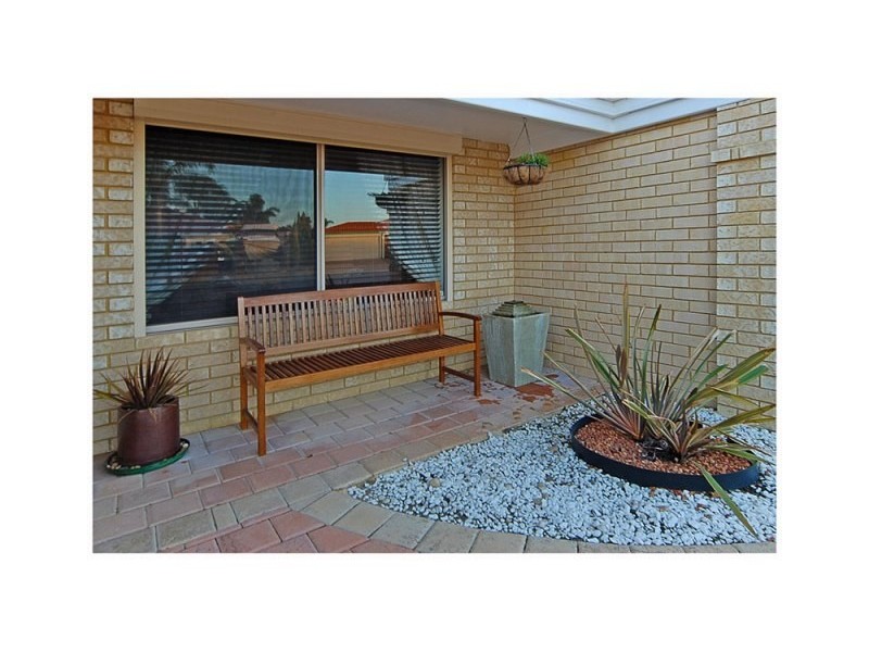 23 Aleri Cct, Quinns Rocks WA 6030