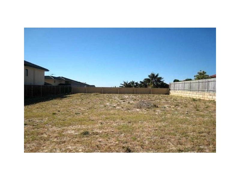 111 Flinders Avenue, Hillarys WA 6025