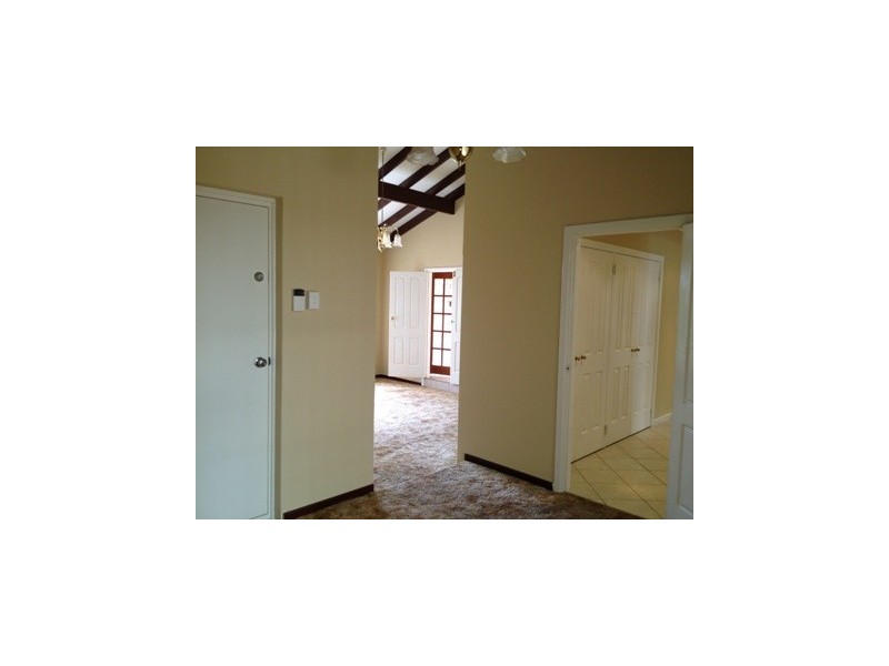 82 Freeland Way, Eden Hill WA 6054