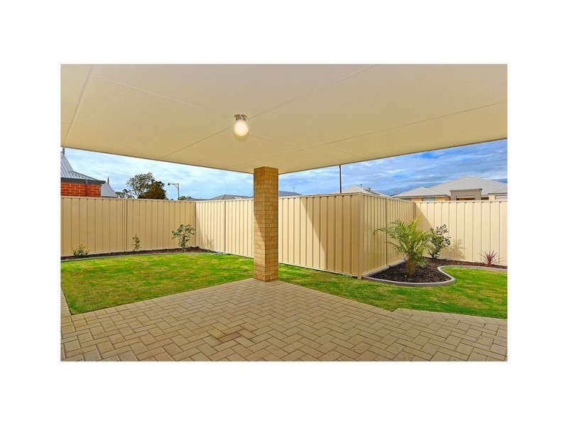 2 Redgate Link, Pearsall WA 6065