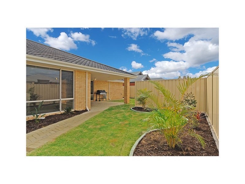 2 Redgate Link, Pearsall WA 6065