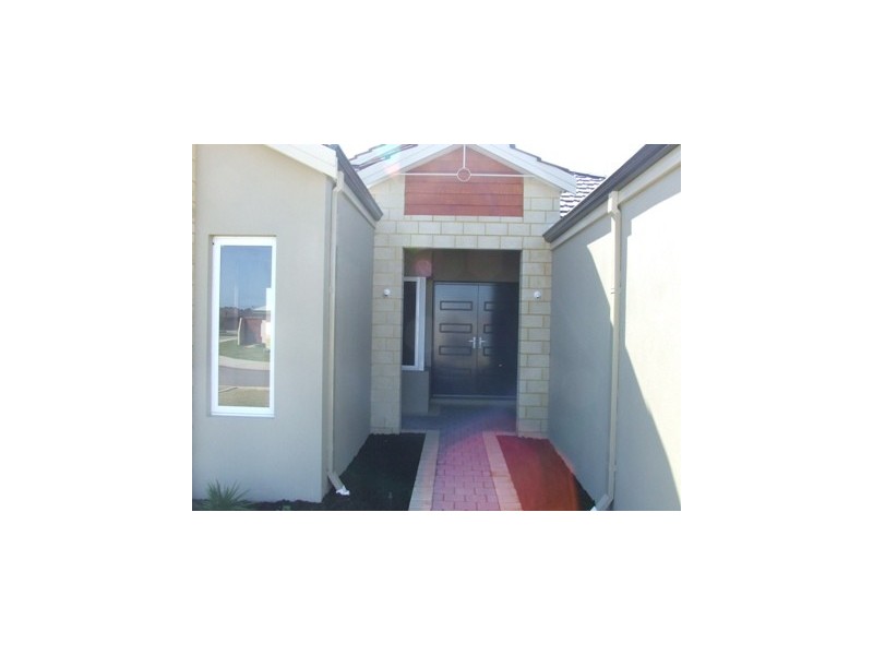 21 Cyandra Loop, Banksia Grove WA 6031