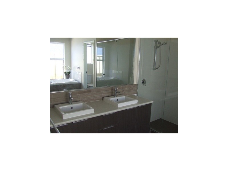 21 Cyandra Loop, Banksia Grove WA 6031