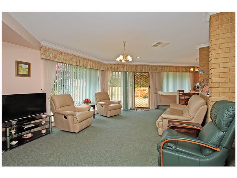 14 Magnolia Mews, Edgewater WA 6027