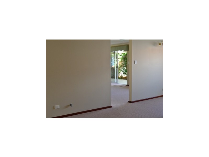 38 Tahlee Retreat, Carramar WA 6031