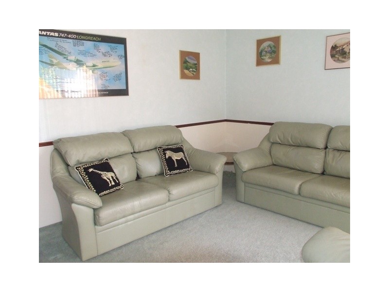 14 Balladong Loop, Carramar WA 6031