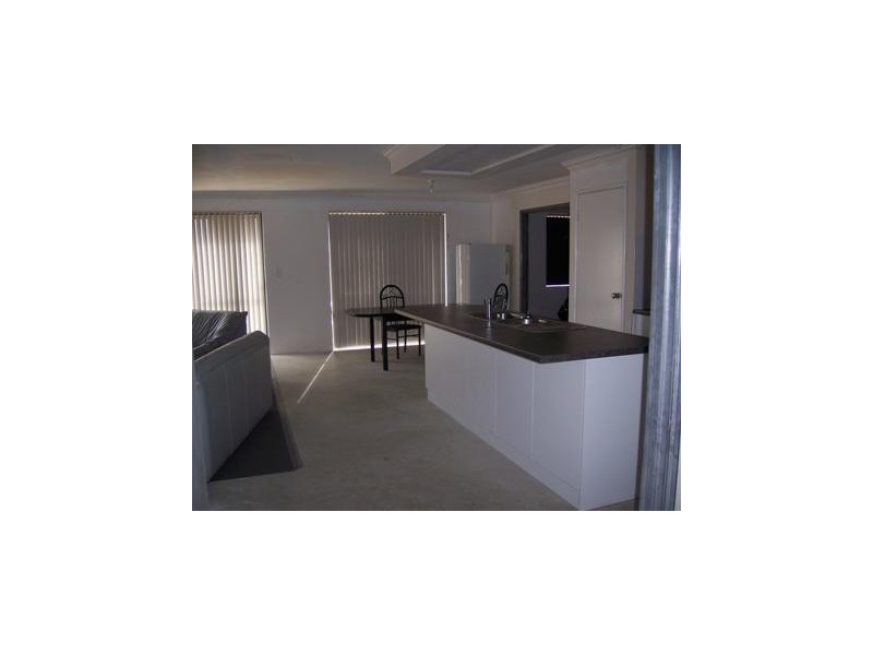 22 ROGART BEND, Butler WA 6036