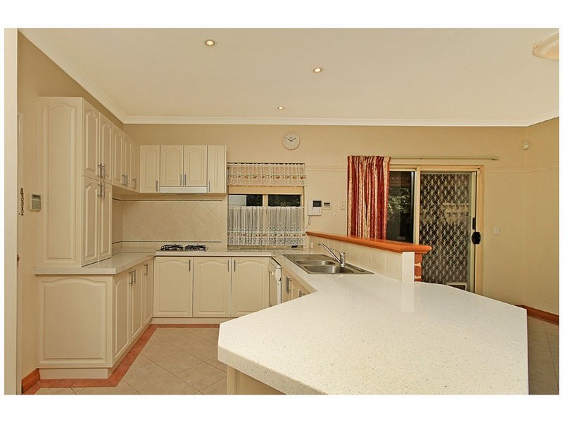 33 Galveston Loop, Iluka WA 6028