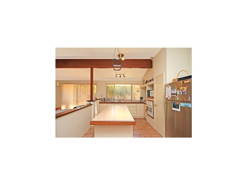 19 Ollera Meander, Carramar WA 6031