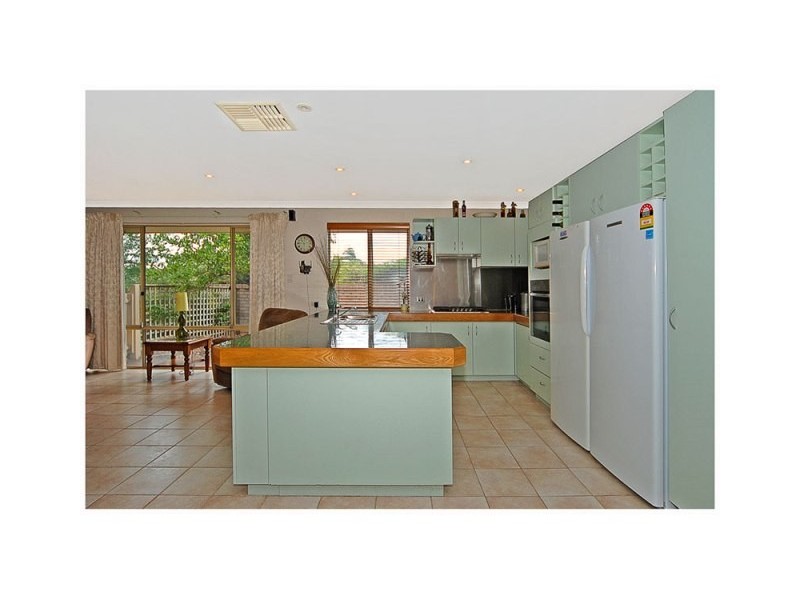 1 Shannon Close, Woodvale WA 6026