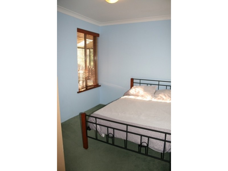 1 Shannon Close, Woodvale WA 6026