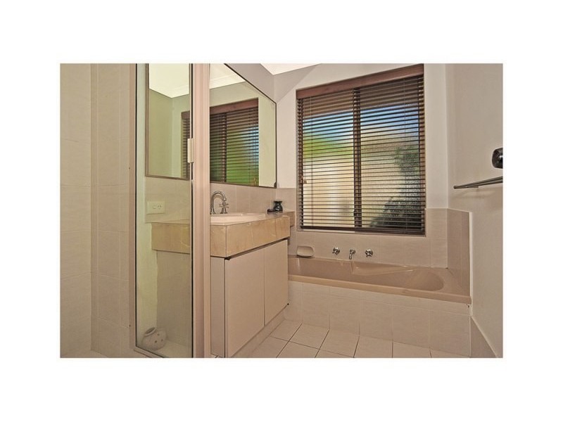 1 Shannon Close, Woodvale WA 6026