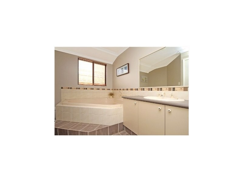 7 Colby Court, Tapping WA 6065