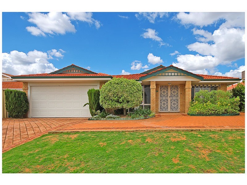 7 Balladong Loop, Carramar WA 6031