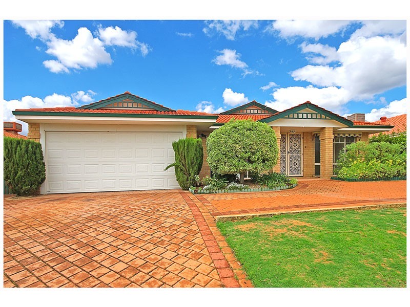 7 Balladong Loop, Carramar WA 6031