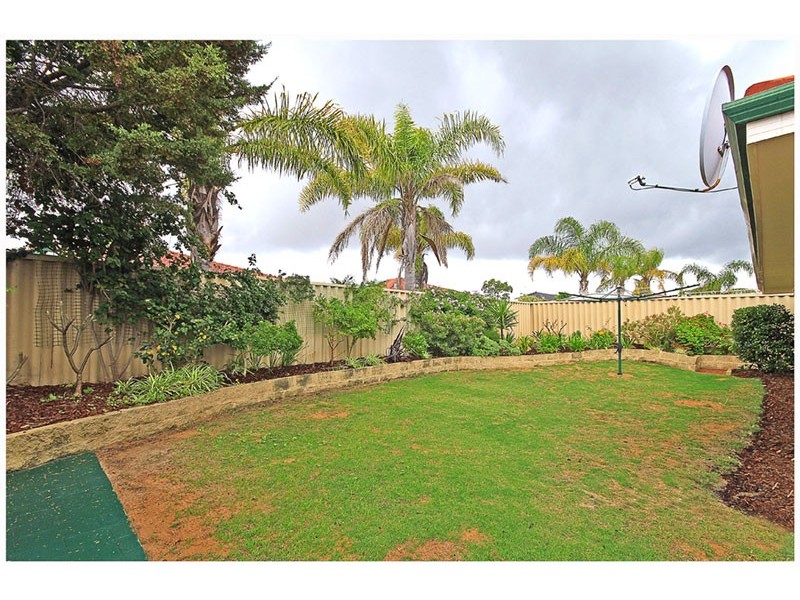 7 Balladong Loop, Carramar WA 6031