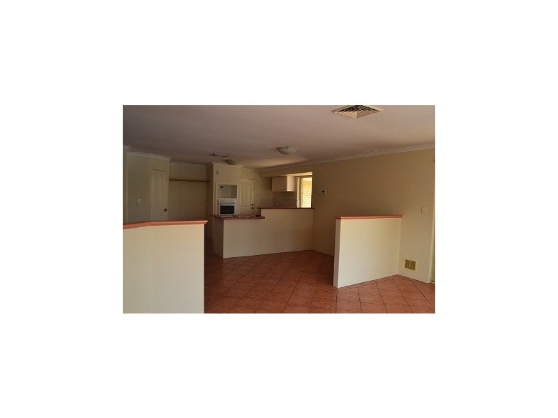 50 Combewood Loop, Carramar WA 6031