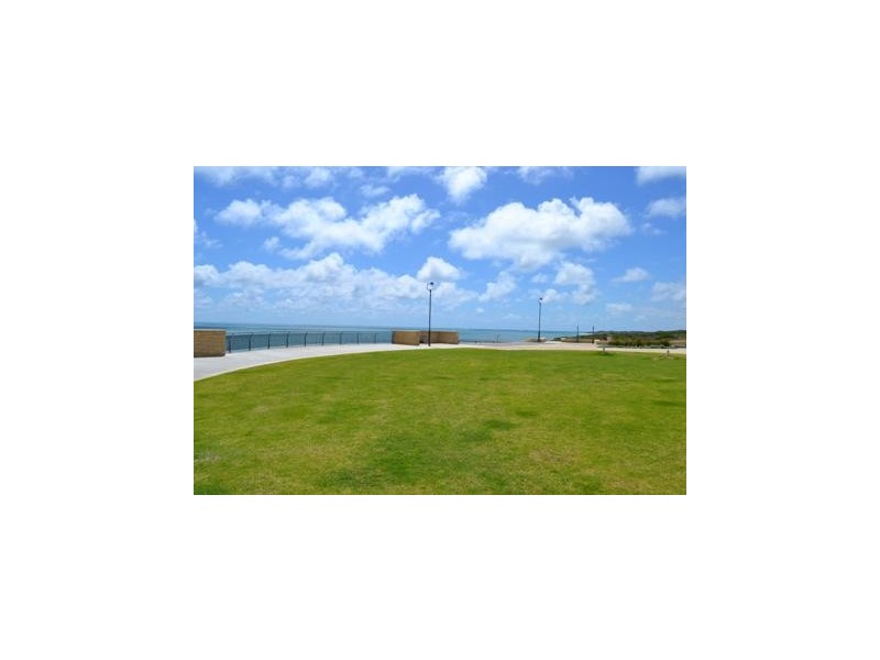 21 Seabird Bend, Jindalee WA 6036