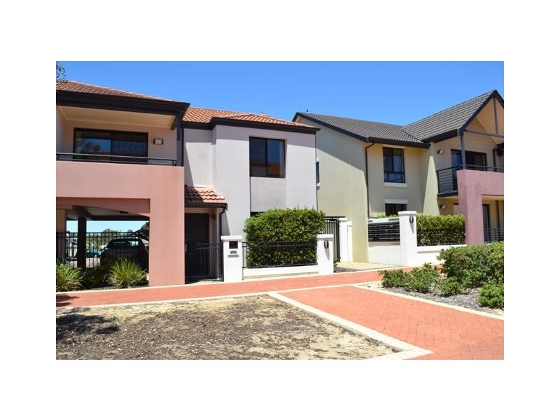 1/176 Lakeside Drive, Joondalup WA 6027