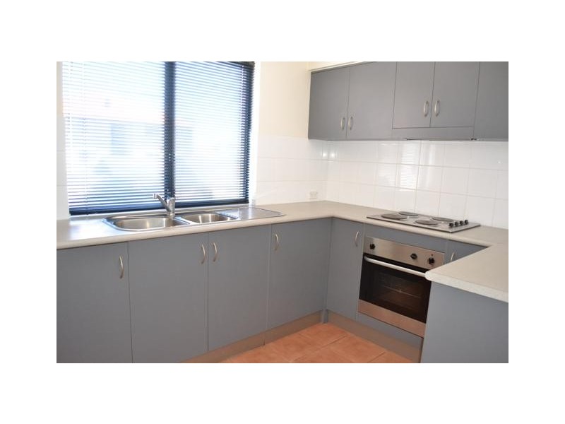 1/176 Lakeside Drive, Joondalup WA 6027