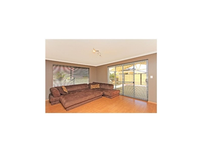 6 Salishan Street, Clarkson WA 6030