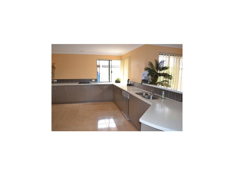 43 Archimedes Crescent, Tapping WA 6065