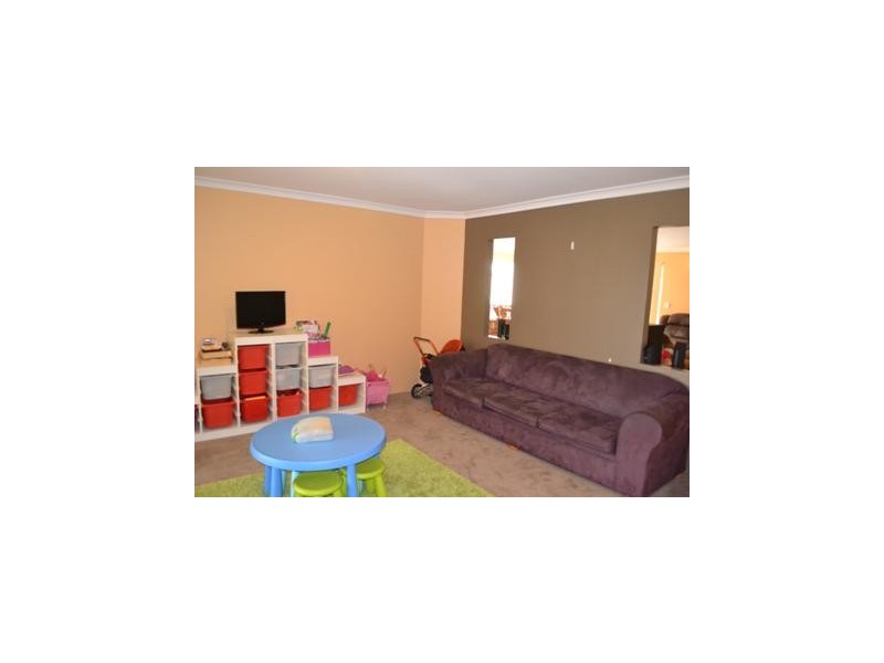 43 Archimedes Crescent, Tapping WA 6065