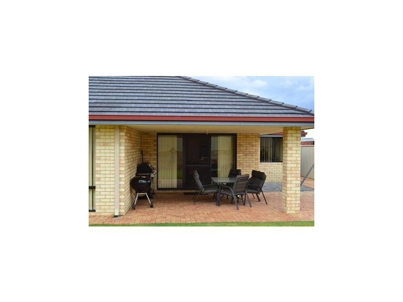 43 Archimedes Crescent, Tapping WA 6065