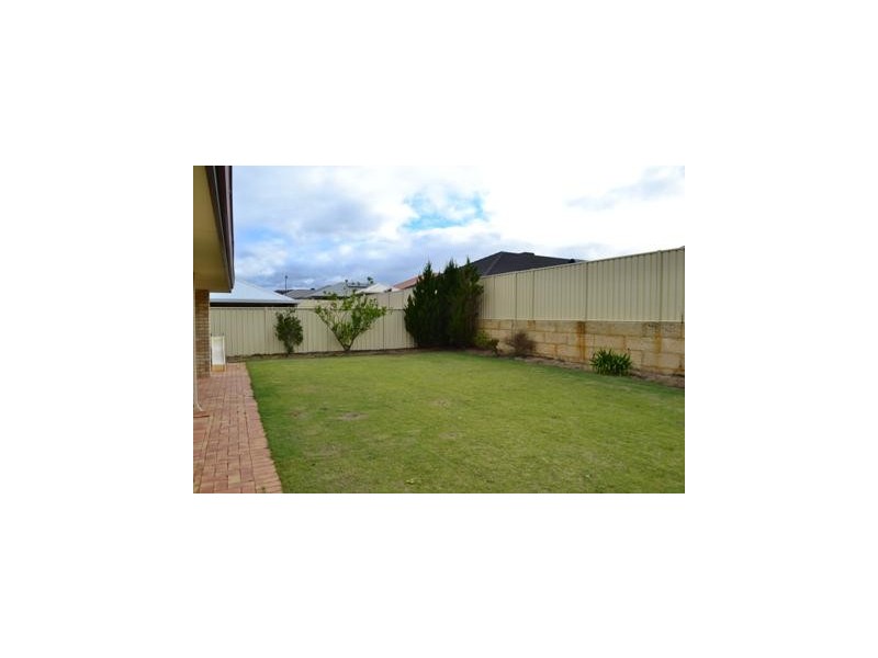 43 Archimedes Crescent, Tapping WA 6065