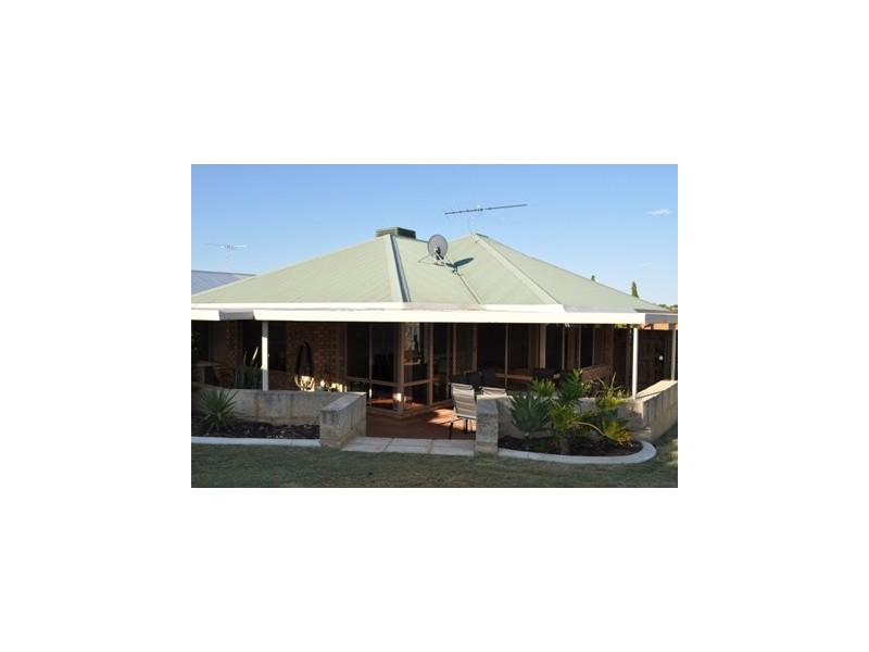 90 Waring Green, Clarkson WA 6030