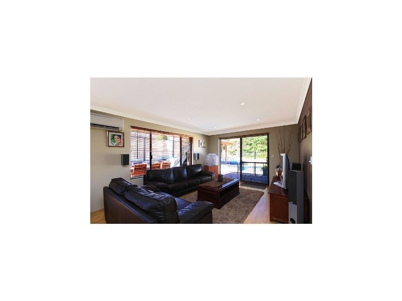 15 Gunn Pass, Kinross WA 6028