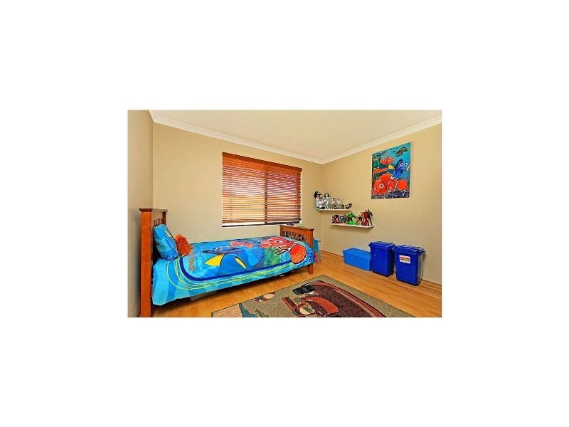 15 Gunn Pass, Kinross WA 6028