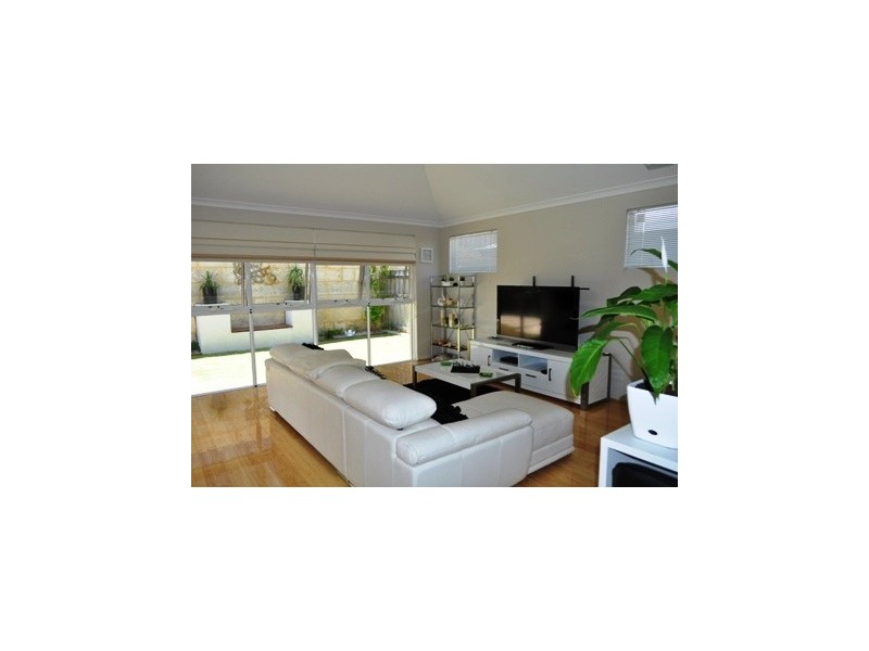 70 Beachside Parade, Yanchep WA 6035