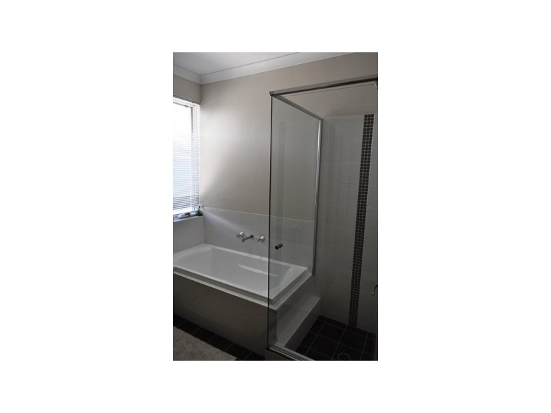 70 Beachside Parade, Yanchep WA 6035