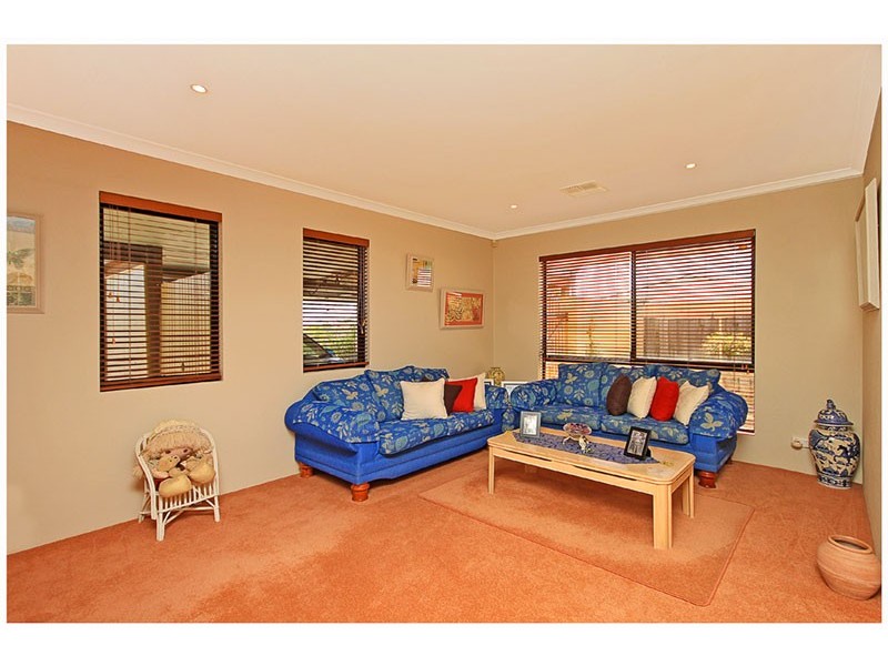 11 Metroliner Drive, Currambine WA 6028
