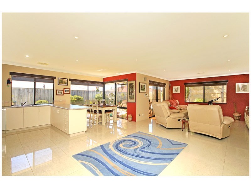 11 Metroliner Drive, Currambine WA 6028