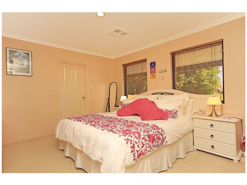 11 Metroliner Drive, Currambine WA 6028