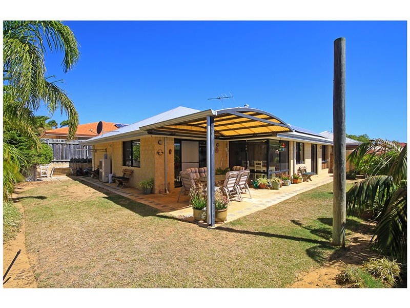 11 Metroliner Drive, Currambine WA 6028