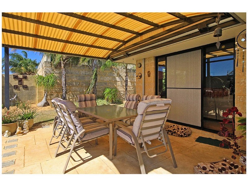 11 Metroliner Drive, Currambine WA 6028