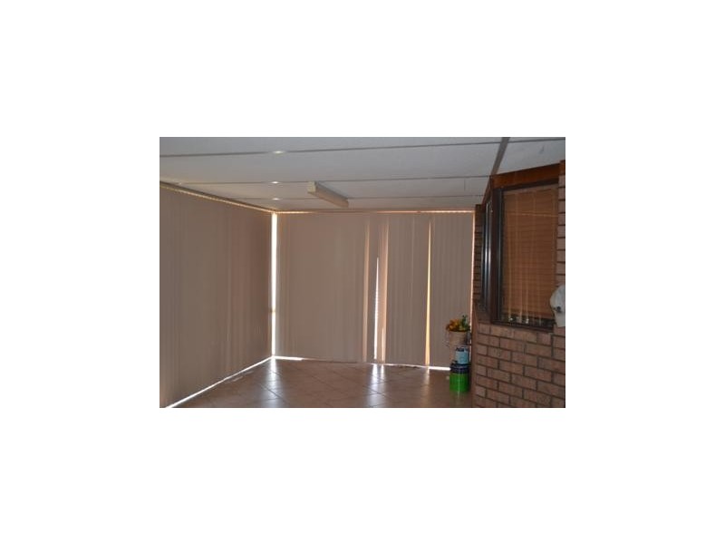 755 Katharine Street, Bellevue WA 6056