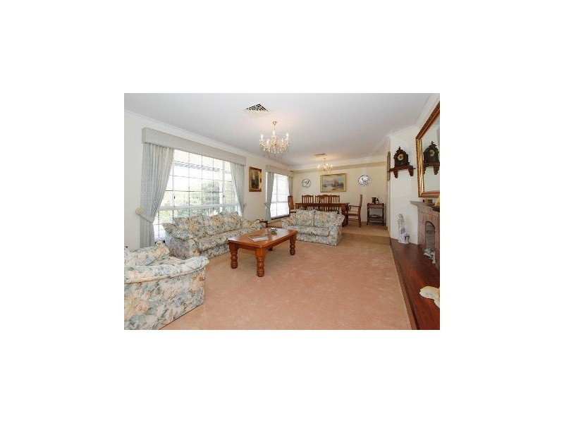 7 Lakehill Gardens, Edgewater WA 6027