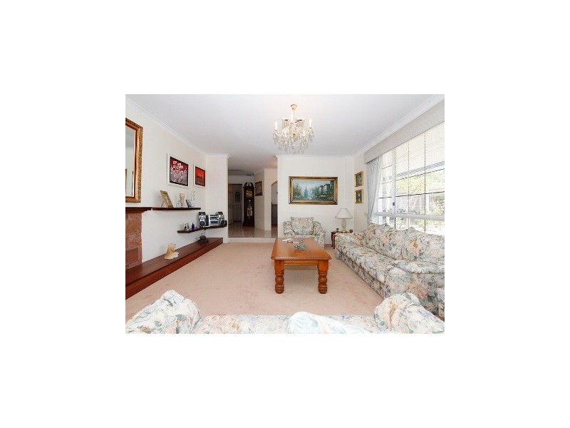 7 Lakehill Gardens, Edgewater WA 6027