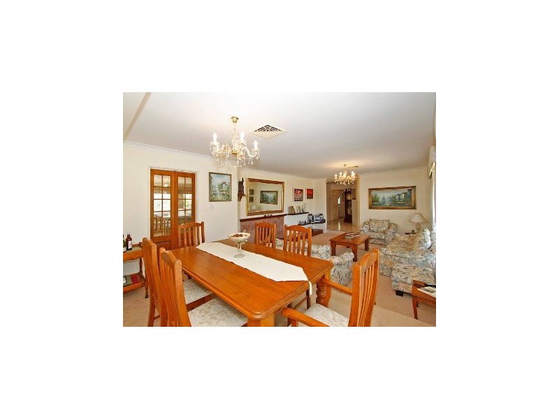 7 Lakehill Gardens, Edgewater WA 6027