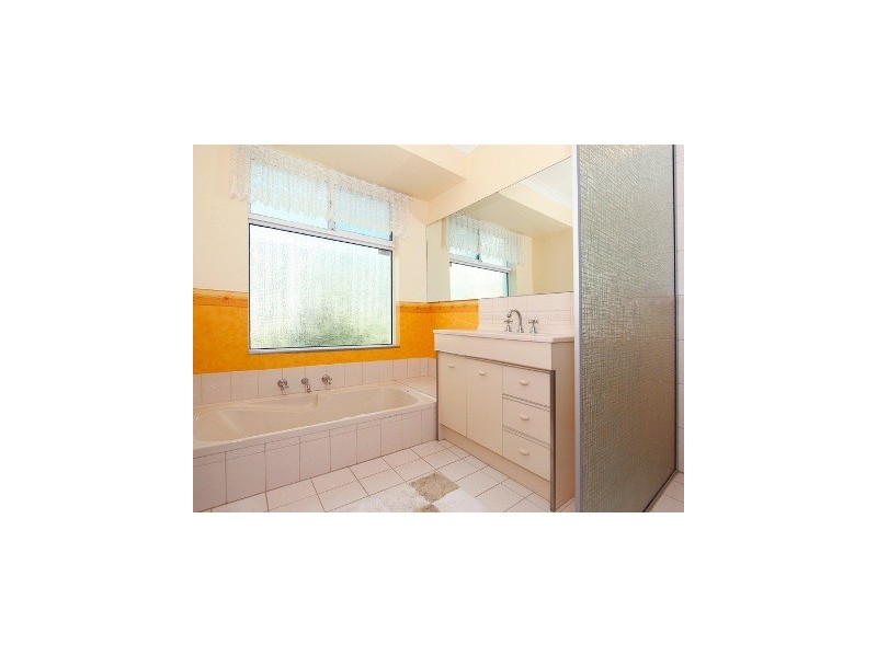 7 Lakehill Gardens, Edgewater WA 6027