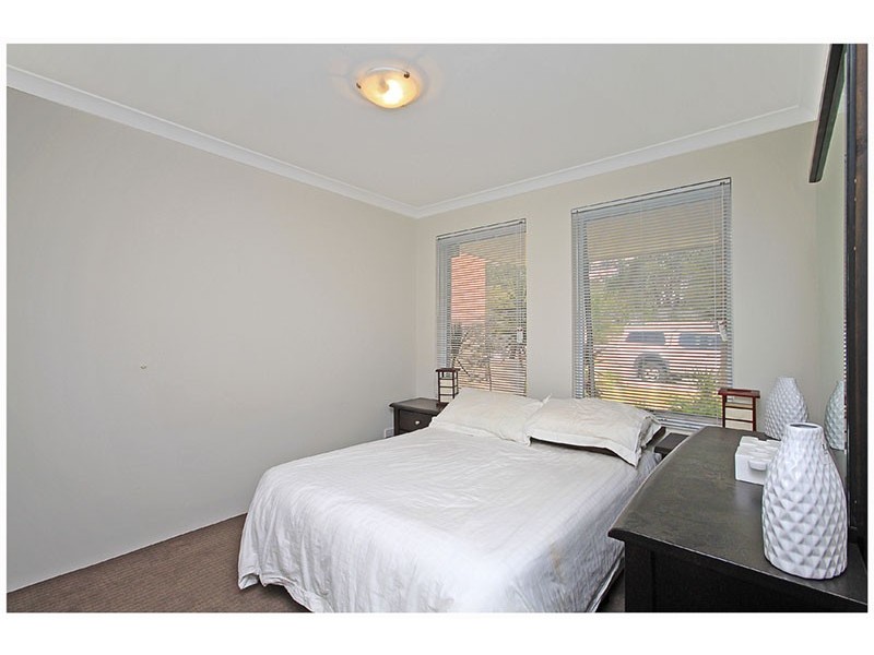 24 Spinifex Loop, Yanchep WA 6035